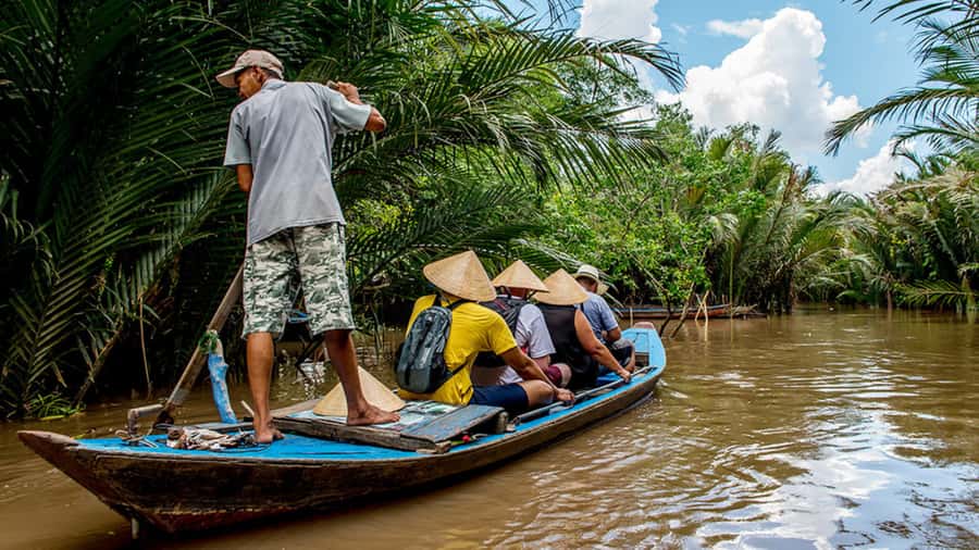 1 Day Mekong Tour: Cai Rang Floating Market & MyTho-Ben Tre - Folk music and the tipping reality: plan for small requests