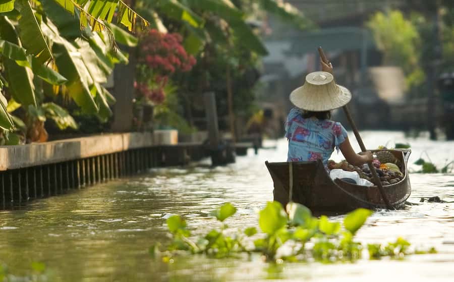 3-Day River Kwai, Floating Market and Erawan Waterfalls - Damnoen Saduak Floating Market: Long-Tail Boat Feel and Boat Noodles