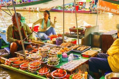 Amphawa Floating Market Tour with Maeklong Railway Market (SHA Plus) - Mae Klong Railway Market: watching the train change everything