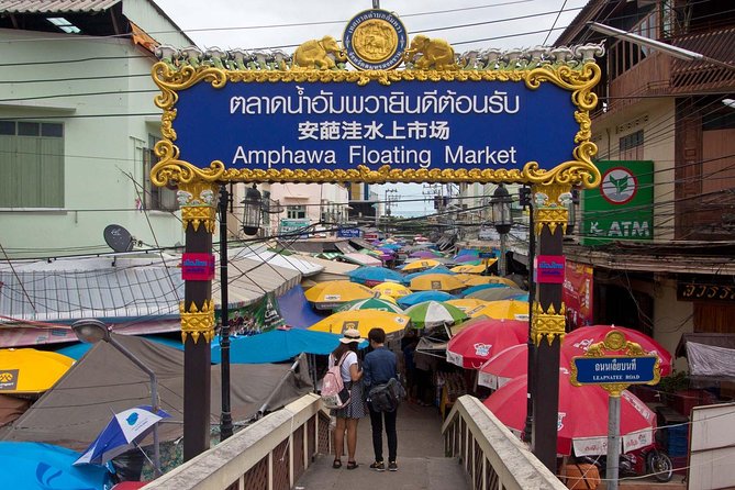 Amphawa Floating Market Tour with Maeklong Railway Market (SHA Plus) - Who this tour is best for (and who might want to skip it)