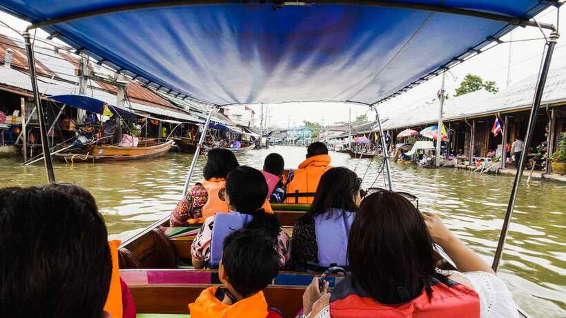 Bangkok: Maeklong Railway & Amphawa Floating Market Day Trip - Should you book the Bangkok Maeklong and Amphawa day trip?