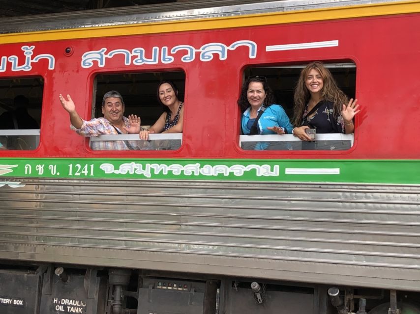 Bangkok: Maeklong Railway Market & Floating Market Tour - The itinerary in plain human terms: what each block of time is for