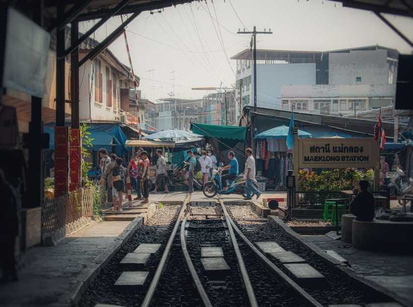Bangkok: Maeklong Train Market & Amphawa Floating Market - What to budget for beyond the included water
