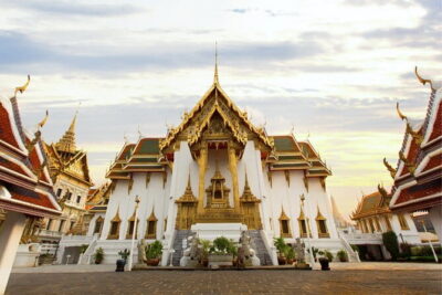 Bangkok's Best: City Highlights & Floating Market Private Tour - The Kuan Yim Shrine stop: a calm pocket in a full day