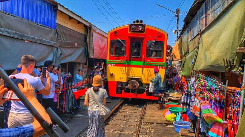 Bangkok: Train Market & Floating Market with Boat Ride - Key things to know before you go