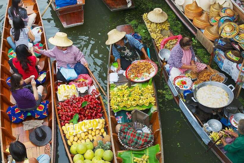 Bangkok: Train Market & Floating Market with Boat Ride - Damnoen Saduak Floating Market: what the canal boat really gives you