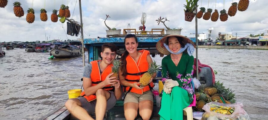 Cai Rang and Phong Dien Floating Market Explore Mekong Delta - Cai Rang Floating Market: the big one, but do it with a strategy
