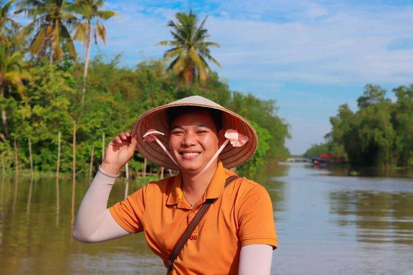 Can Tho: Floating Market & Mekong's Legacy( About 6 Pax) - Price and group size: what $26 buys you in real time