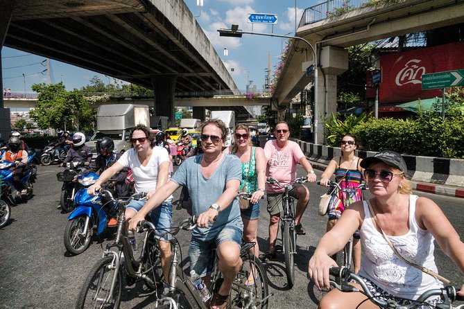 Countryside Bangkok and a Local Floating Market Tour by Bicycle Including Lunch - Guides, Group Size, and Why You’ll Probably Like the Pace