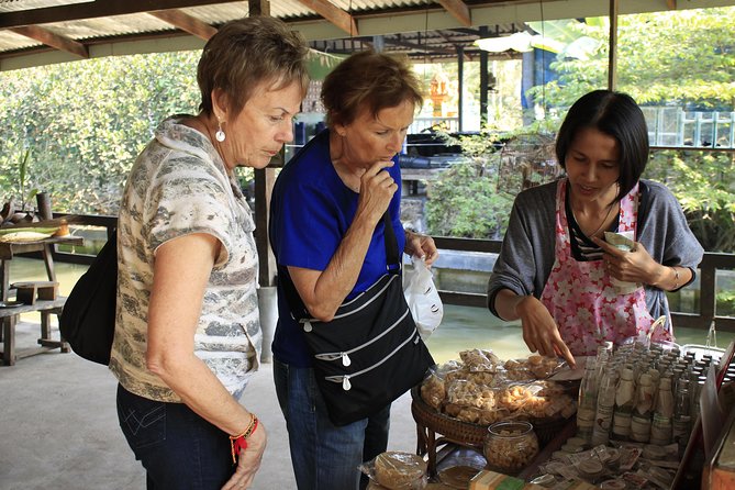 Damnoen Saduak Floating Market Small Group Tour - The Longtail Boat and Short Canal Ride That Still Feels Worth It