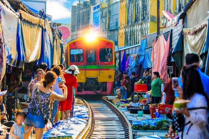 Day Trip to Bangkok Floating Market & Maeklong Railway - Price and value: what your money buys (and what it doesn’t)