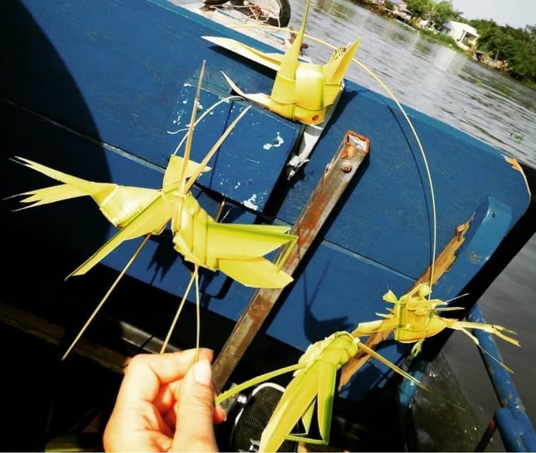 floating market boat trip everyday - Small canals and the village side of the Mekong Delta