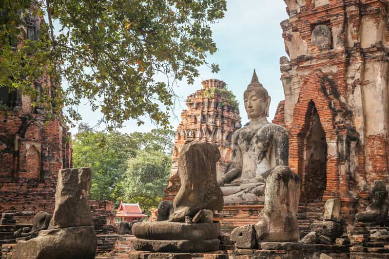 From Bangkok: Ayutthaya & Ayothaya Floating Market Day Trip - UNESCO-style ruins without the guesswork at Wat Phrasri Sanphet