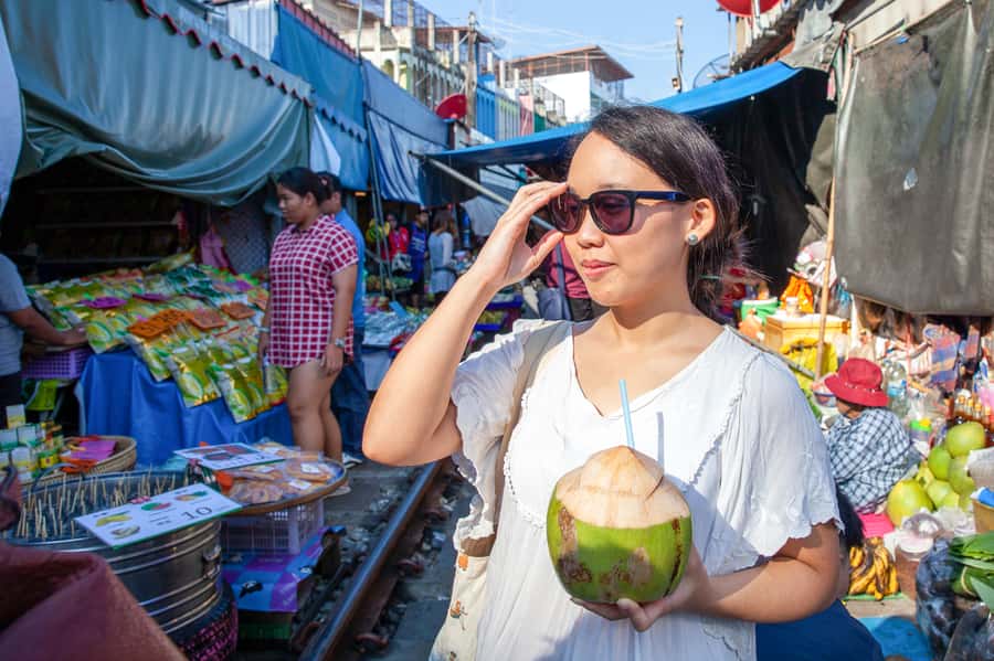 From Bangkok: Maeklong Railway and Floating Market Food Tour - What to pack and wear for market comfort