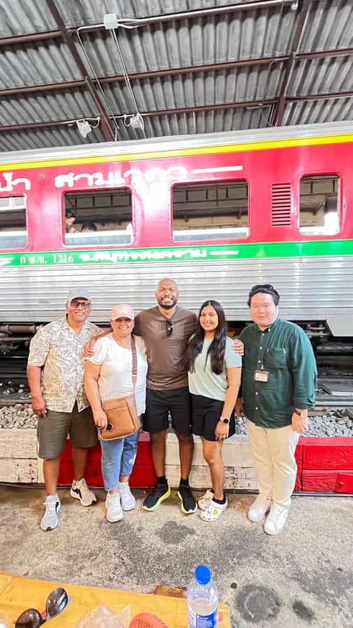 From BANGKOK: Railway Market and Amphawa Floating market - Shopping for Locally Made Goods (Without Wasting Your Energy)