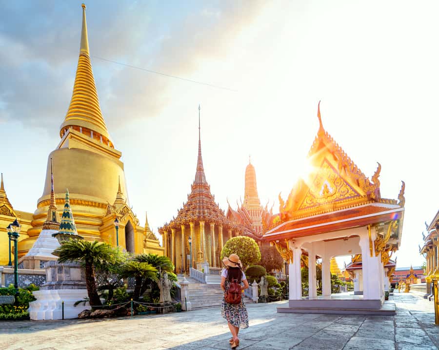 Grand Palace, Damnoen Floating Market & Maeklong Market Tour - Comfort, pacing, and the “long van” reality check