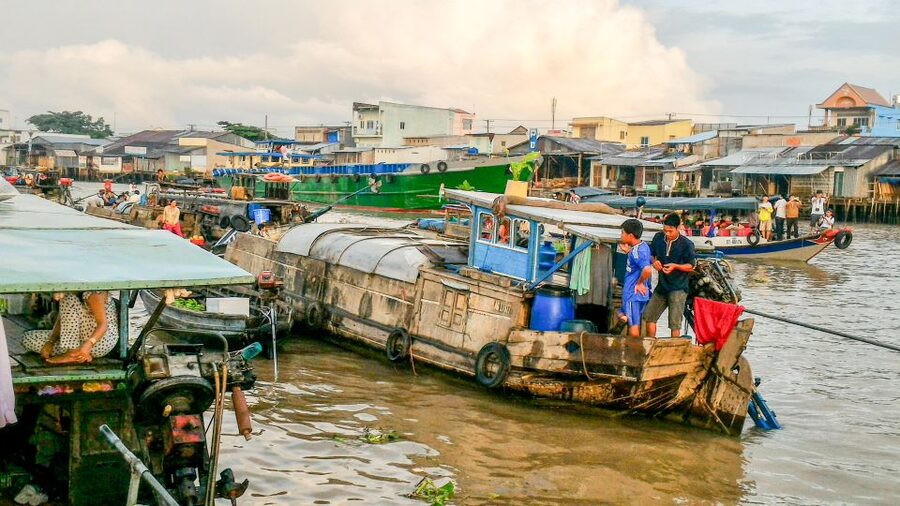 HCMC: Cai Rang Floating Market & Mekong Delta Private Tour - Timing, shoes, and the little things that make the day easier