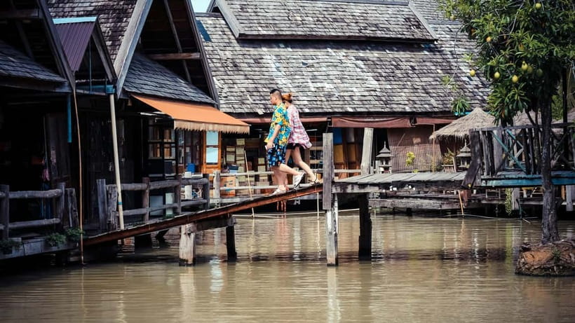 Pattaya: Floating Market Tour with Hotel Transfer & Guide - Key things to know before you go