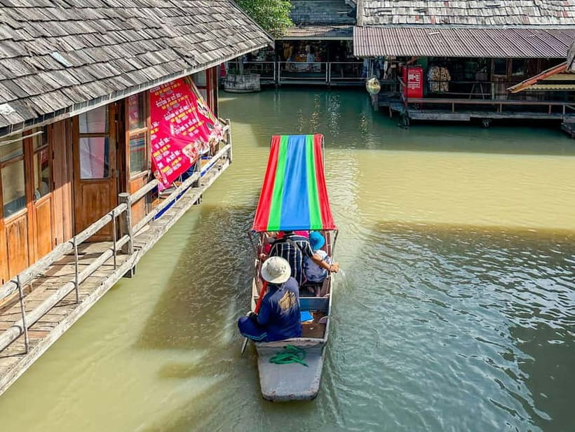 Pattaya: Floating Market Tour with Hotel Transfer & Guide - Floating market canals and wooden-boat shopping
