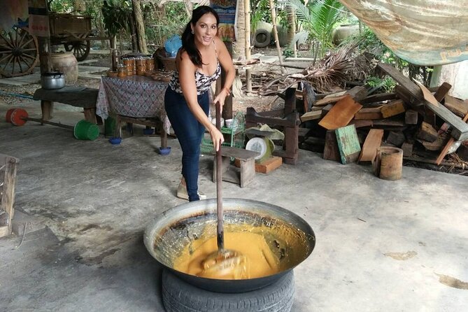 PRIVATE Floating Market + DRAGON Temple + DO like a Local - Food and Fruit Tasting: What You’ll Actually Eat