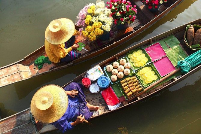 Private Tour: Damnoen Saduak Floating Market and Bangkok City Temples - Getting From Bangkok to Damnoen Saduak (7:00am Start Included)